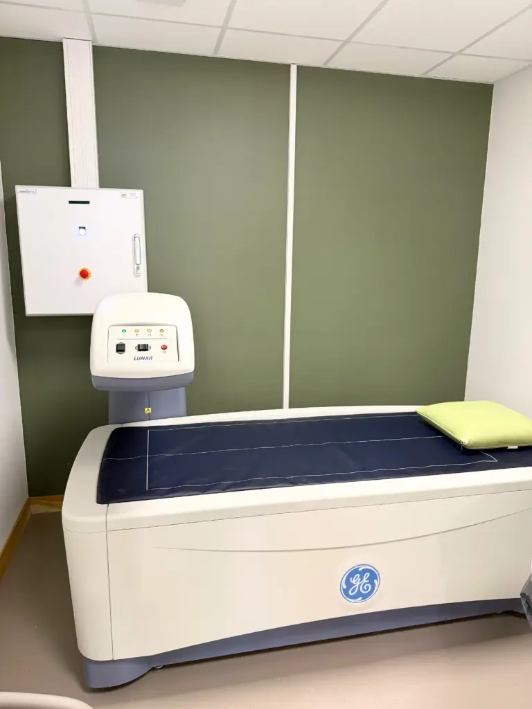 Appareil d’ostéodensitométrie du Centre d’Imagerie Médicale de Hyères IMASUD
