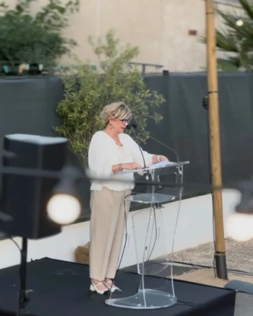 Intervention au pupitre lors de l’inauguration du centre d’imagerie médicale IMASUD à Hyères